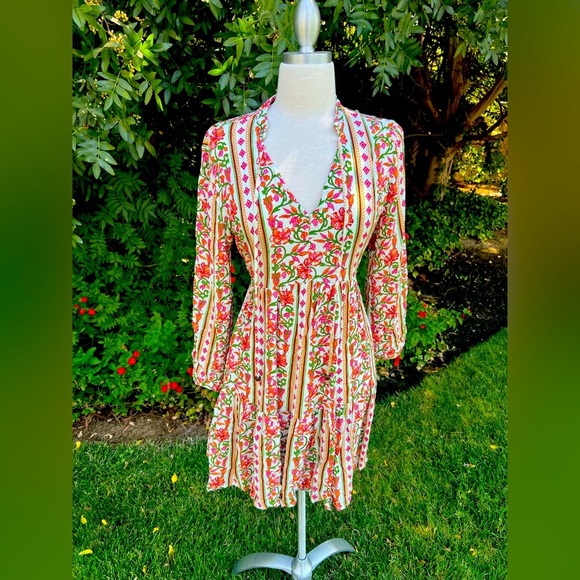 Japna - Floral🌸 Striped Mini Dress - Pink and Green - Picture 7 of 8